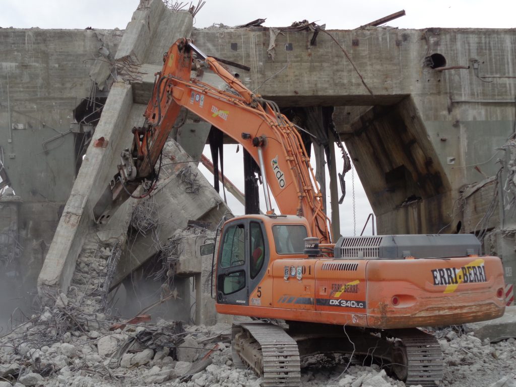 Consultoría técnica en desmantelamiento industrial